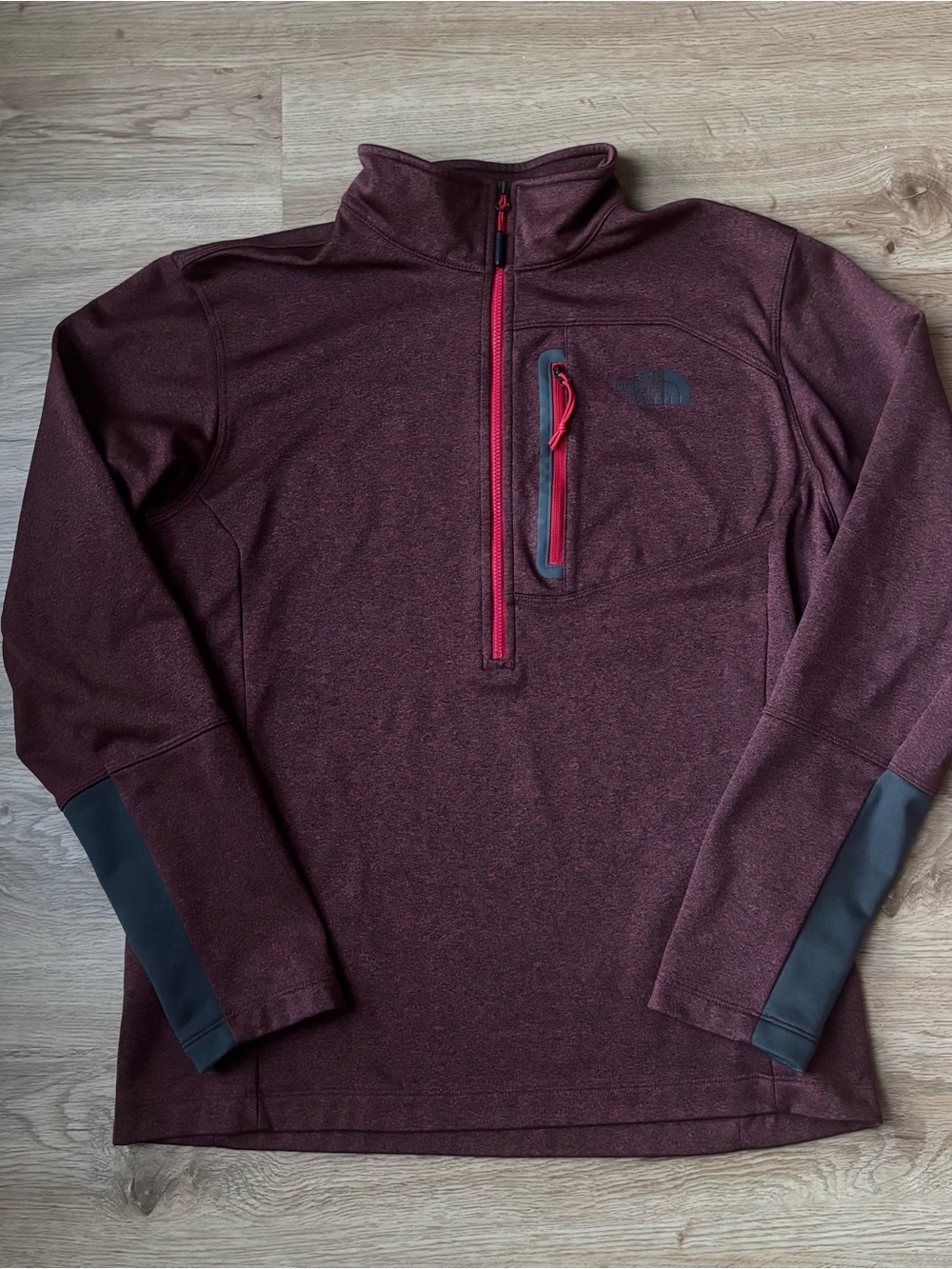 The North Face Half zip Burgundy fleece Top sweatshirt medium men’s cugo TNF